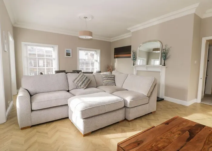 7A Belvoir Terrace